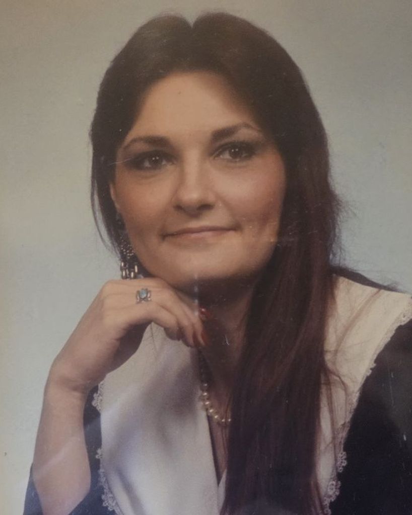 Elizabeth Thomason